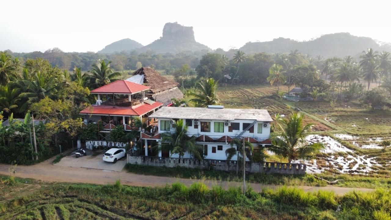 Nelu Resort Sigiriya Eksteriør billede
